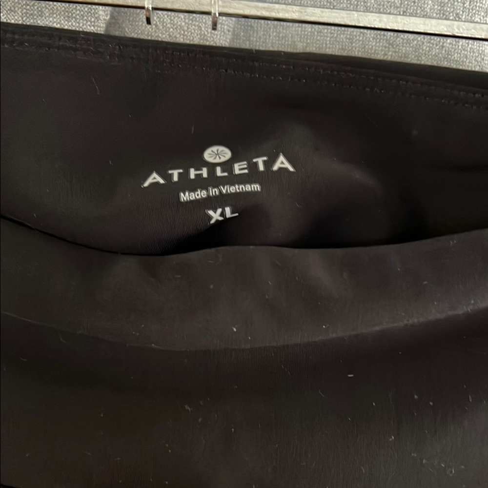 Athleta Black Ankle Pants - Picture 2 of 7